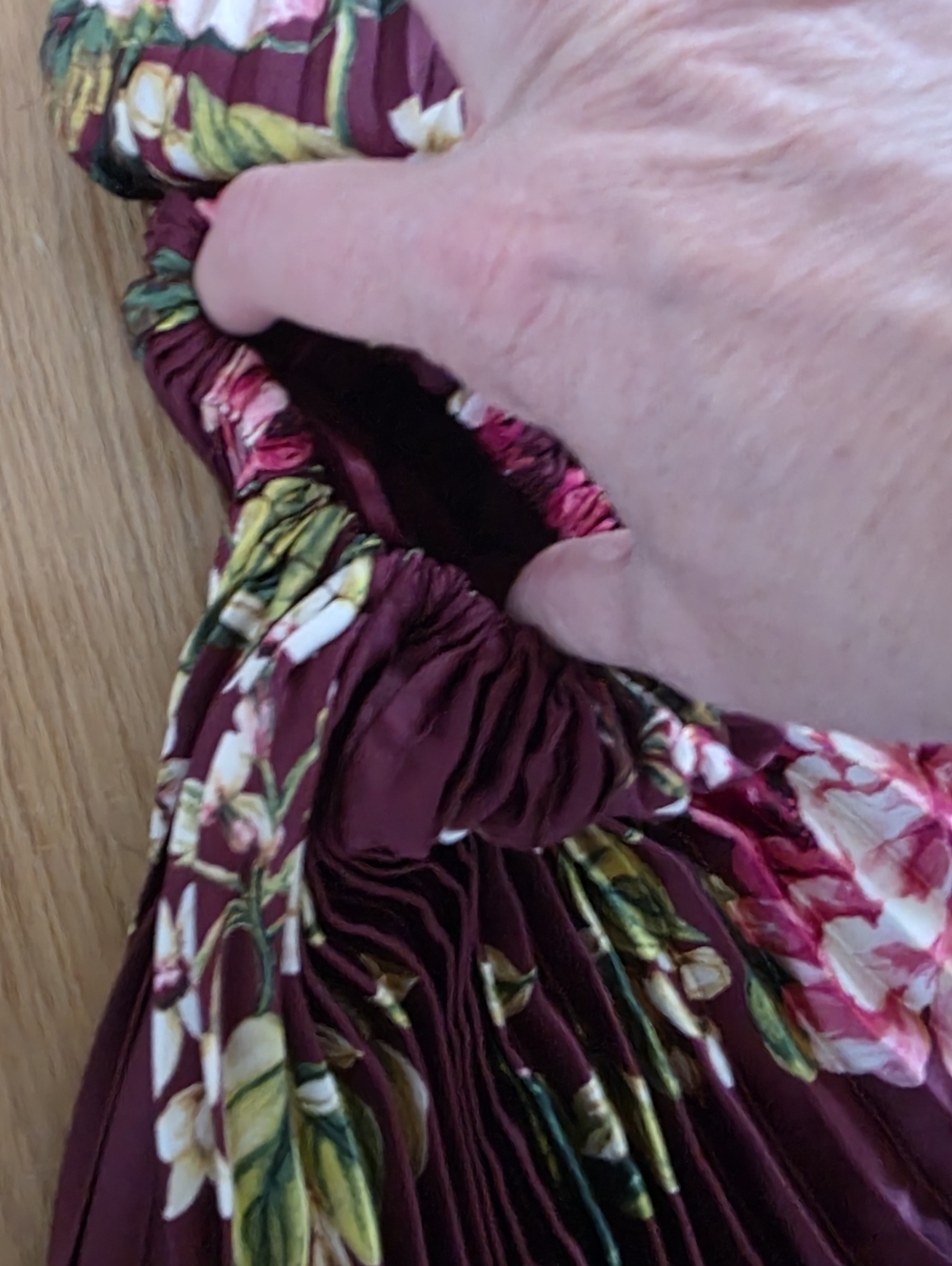 Petal + Pup Kleo Floral Print One Shoulder Sleeveless Asymmetrical Midi Dress - Picture 4 of 6
